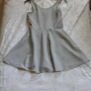 Decree Black/white skater dress. Sz M